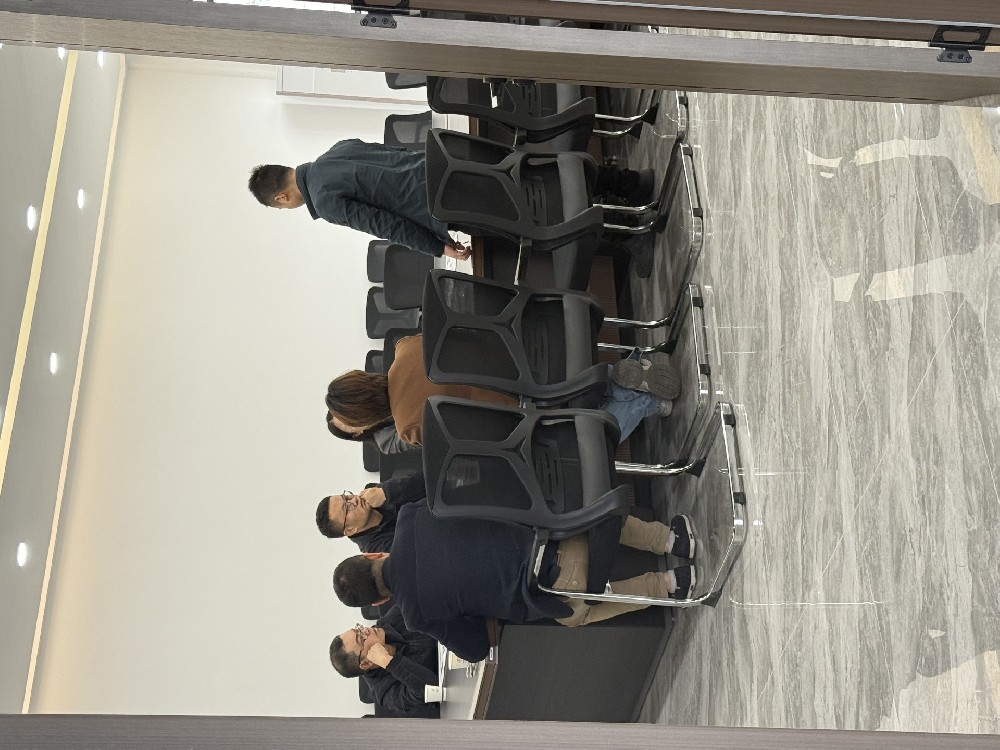 共話(huà)合作，共謀發(fā)展——山東客戶(hù)蒞臨我司車(chē)間參觀(guān)考察